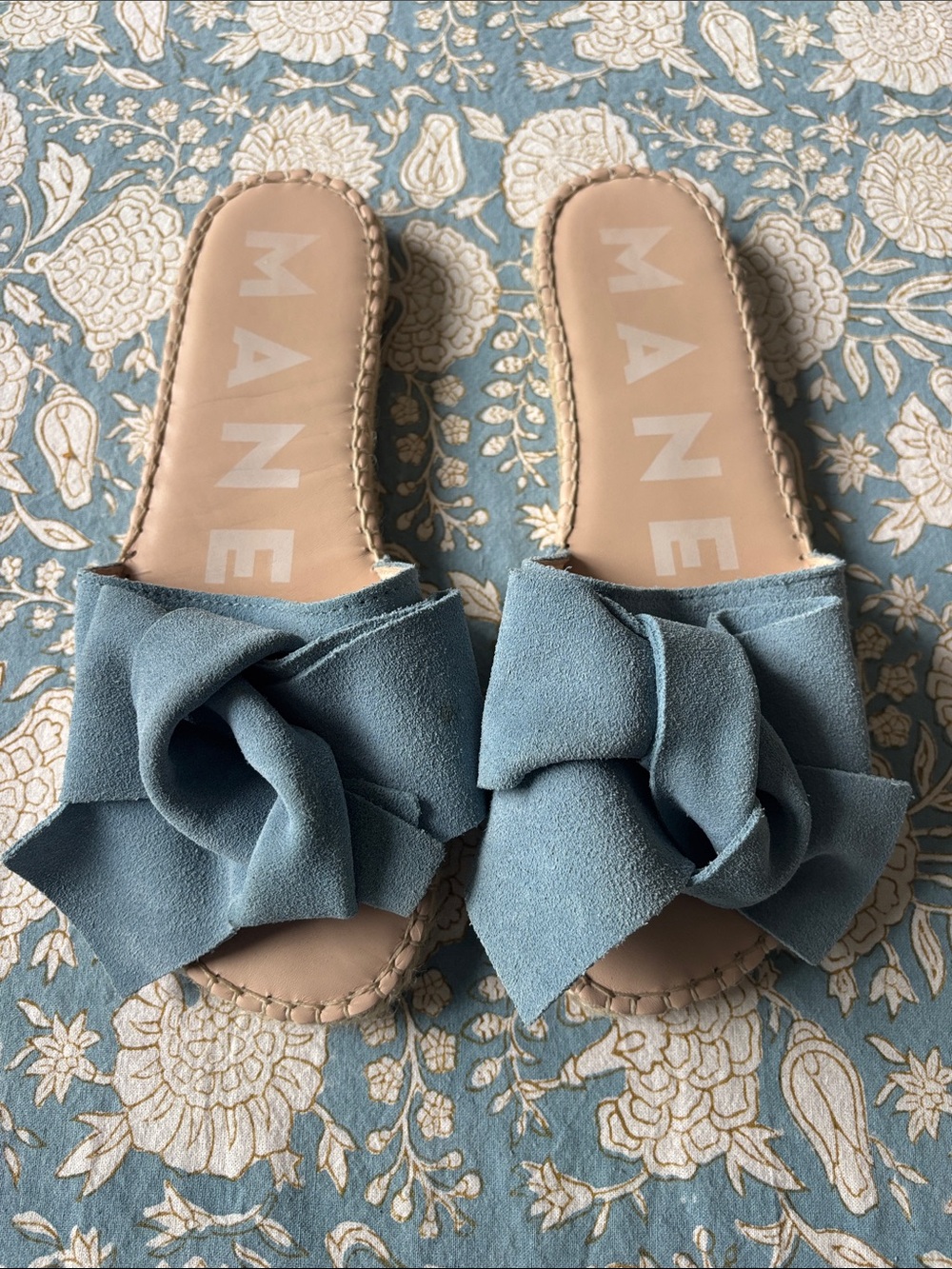 Manebi soft Blue Suede Knot Slide Sandals, size 8